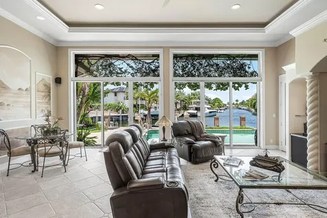 2761 NE 48th Court Lighthouse Point FL 33064