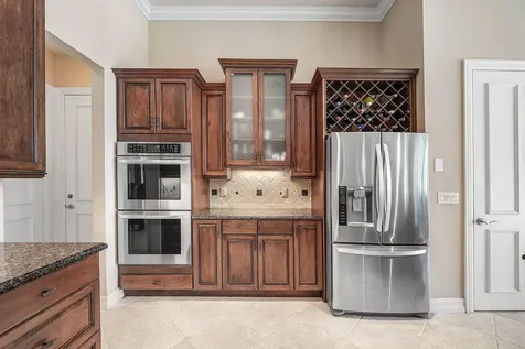 2761 NE 48th Court Lighthouse Point FL 33064
