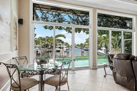 2761 NE 48th Court Lighthouse Point FL 33064