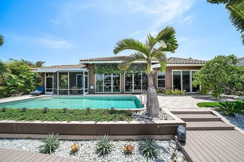 2761 NE 48th Court Lighthouse Point FL 33064