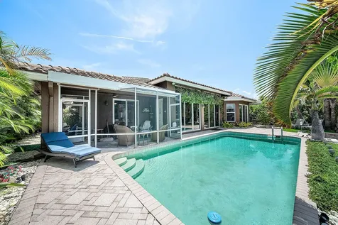 2761 NE 48th Court Lighthouse Point FL 33064
