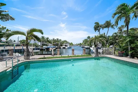 2761 NE 48th Court Lighthouse Point FL 33064