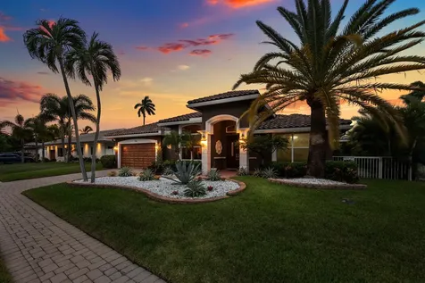 2761 NE 48th Court Lighthouse Point FL 33064