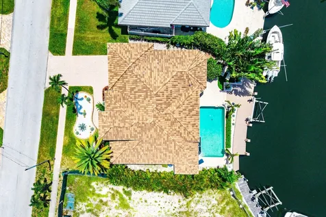 2761 NE 48th Court Lighthouse Point FL 33064