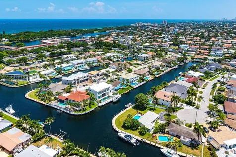 2761 NE 48th Court Lighthouse Point FL 33064