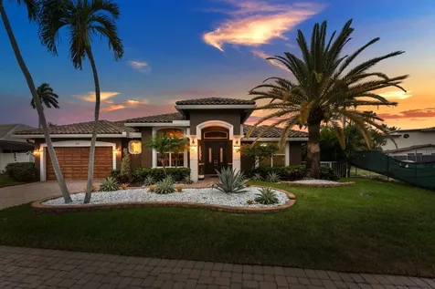 2761 NE 48th Court Lighthouse Point FL 33064