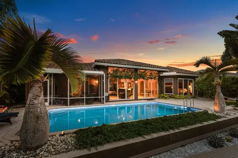 2761 NE 48th Court Lighthouse Point FL 33064