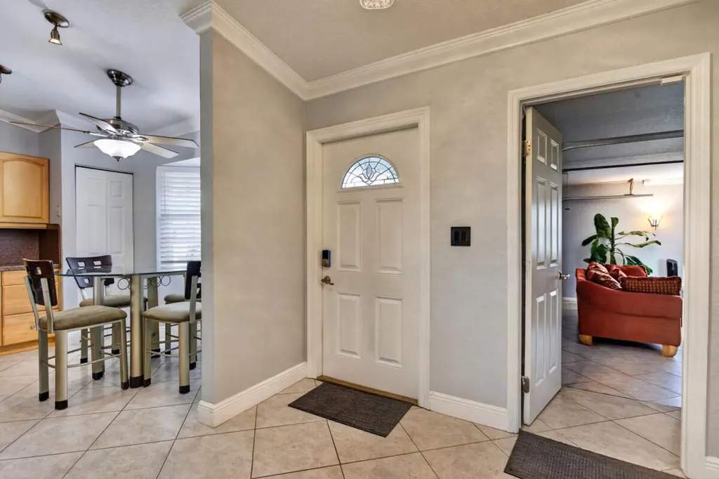 7516 NW 88th Terrace Tamarac FL 33321