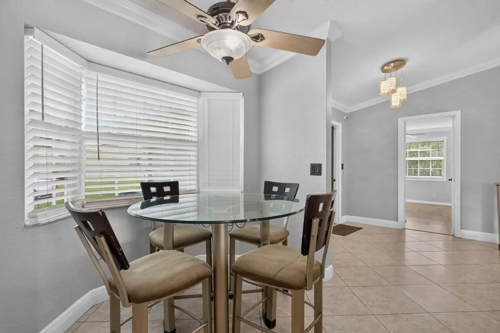 7516 NW 88th Terrace Tamarac FL 33321