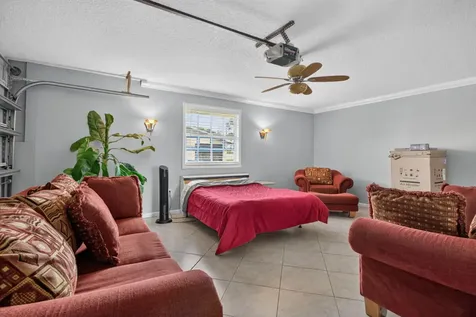 7516 NW 88th Terrace Tamarac FL 33321