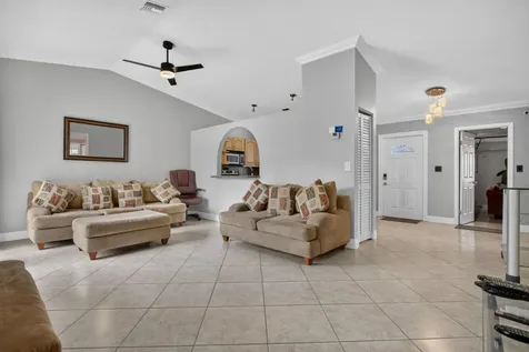 7516 NW 88th Terrace Tamarac FL 33321