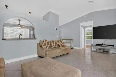 7516 NW 88th Terrace Tamarac FL 33321