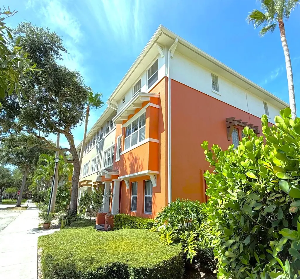 883 Millbrae Court West Palm Beach FL 33401