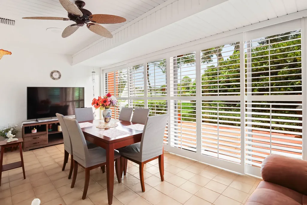 6858 Fountains Circle Lake Worth FL 33467