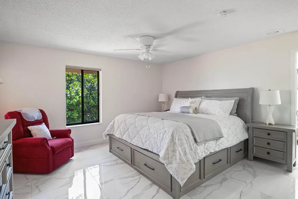 6858 Fountains Circle Lake Worth FL 33467