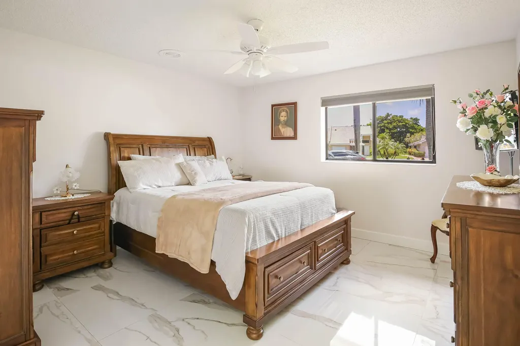 6858 Fountains Circle Lake Worth FL 33467