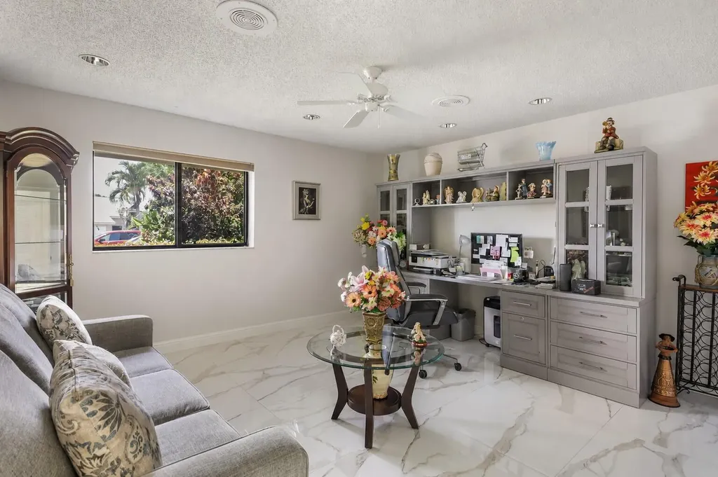 6858 Fountains Circle Lake Worth FL 33467