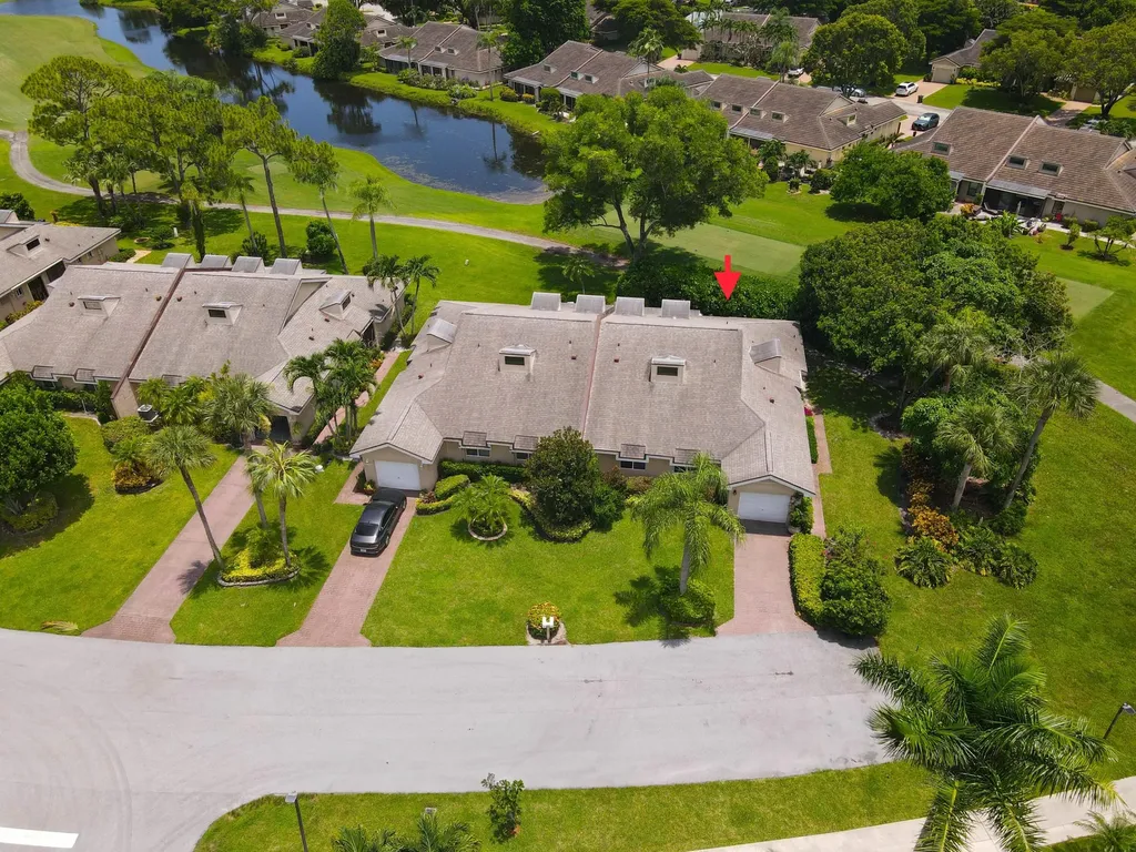 6858 Fountains Circle Lake Worth FL 33467