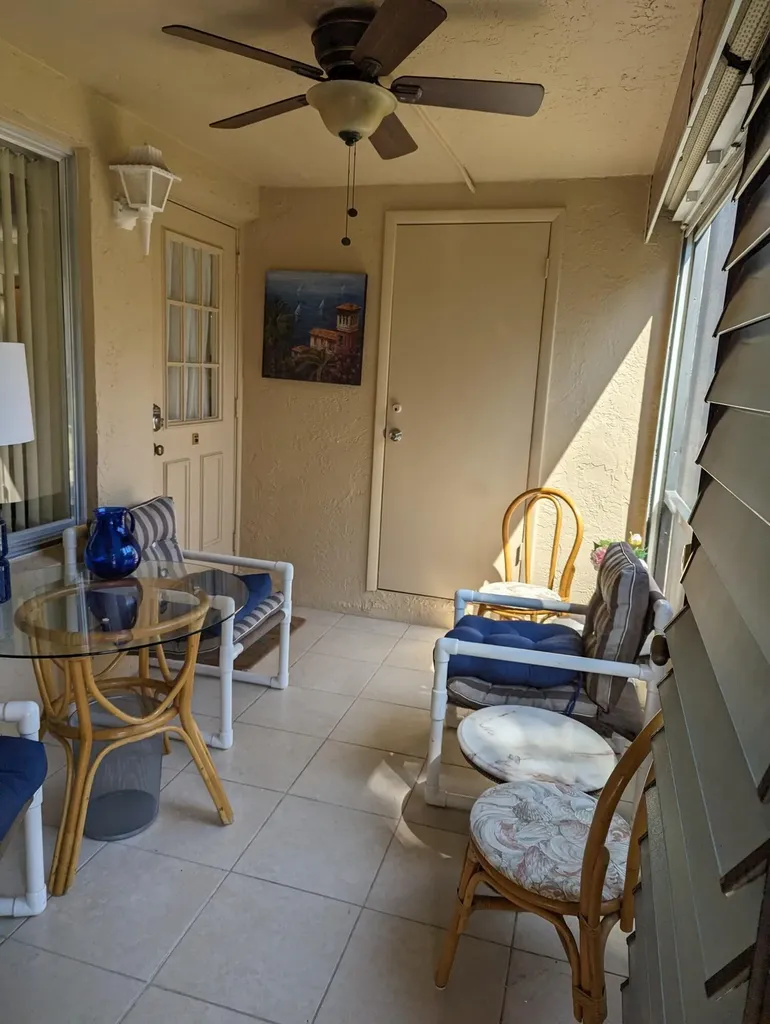 407 Pine Glen Lane Greenacres FL 33463