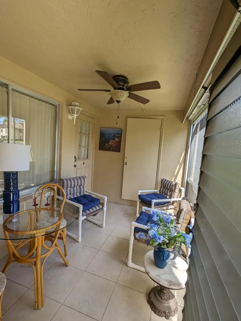 407 Pine Glen Lane Greenacres FL 33463