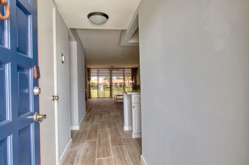 4471 Luxemburg Court Lake Worth FL 33467