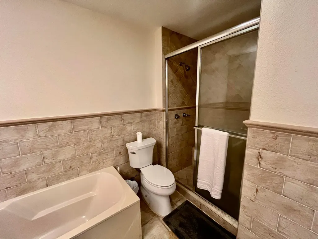 370 Golfview Road North Palm Beach FL 33408