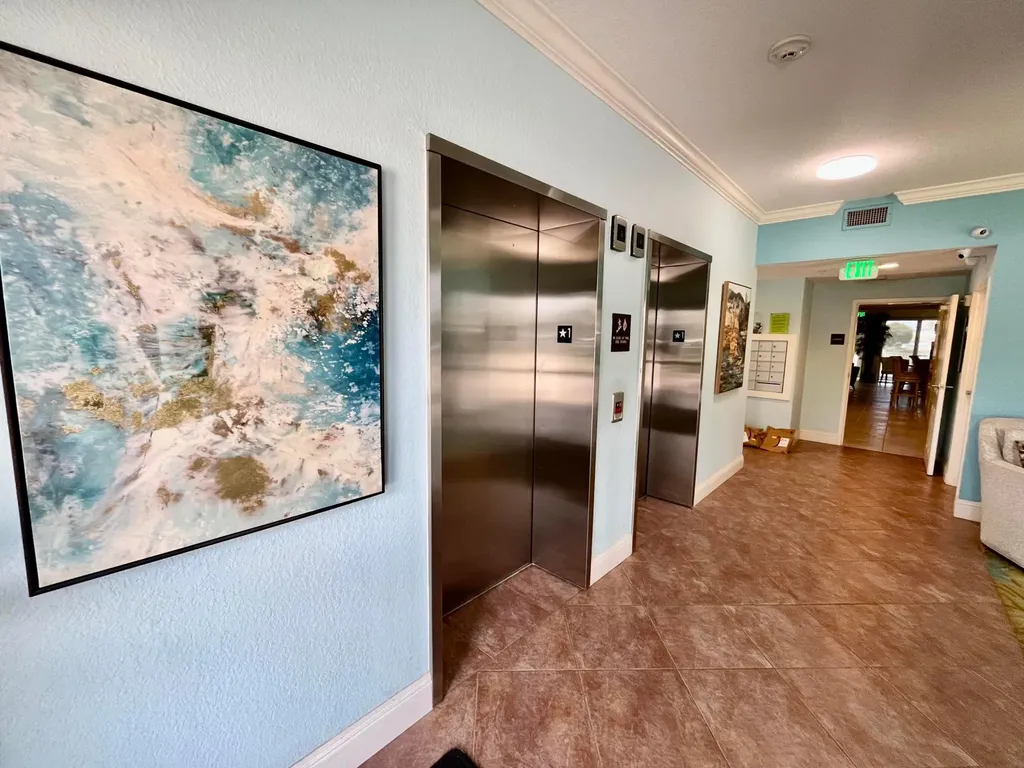 370 Golfview Road North Palm Beach FL 33408