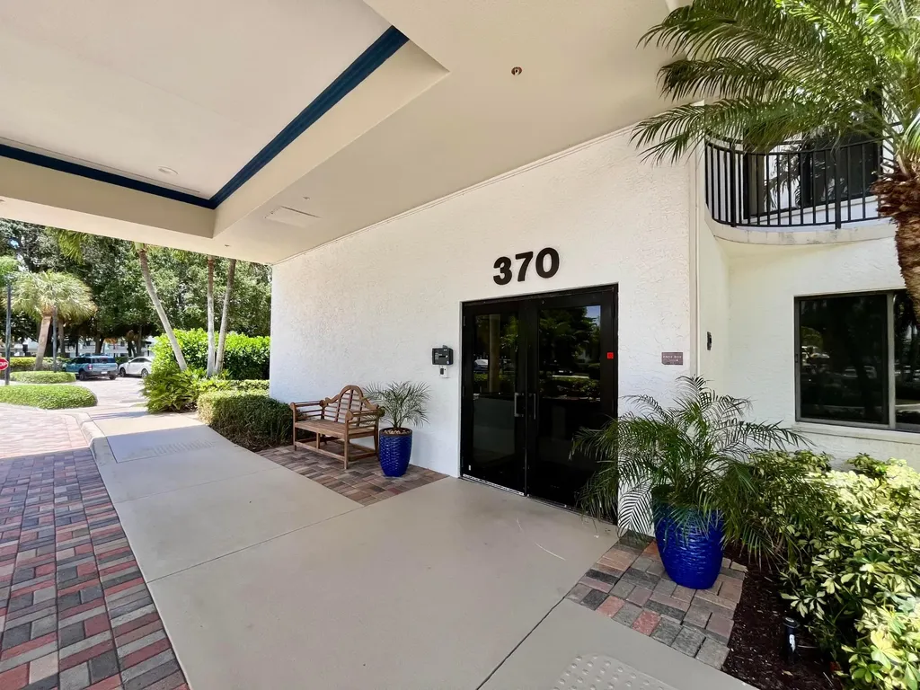 370 Golfview Road North Palm Beach FL 33408