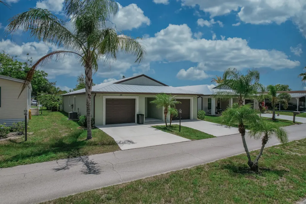 29 Mediterranean Boulevard W Port St Lucie FL 34952