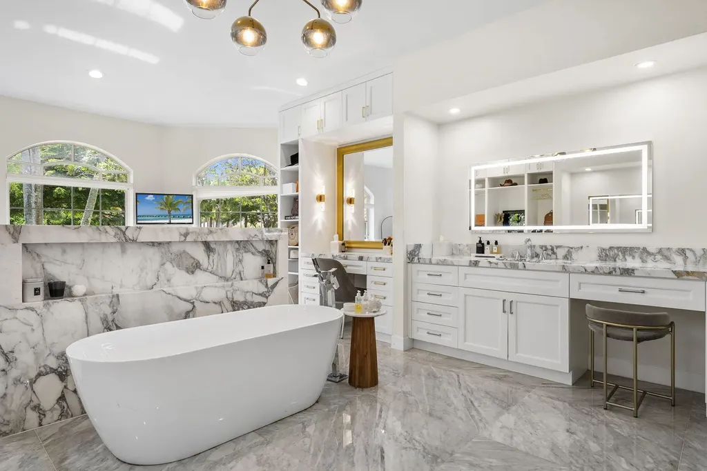 2480 Poinciana Lane Weston FL 33327
