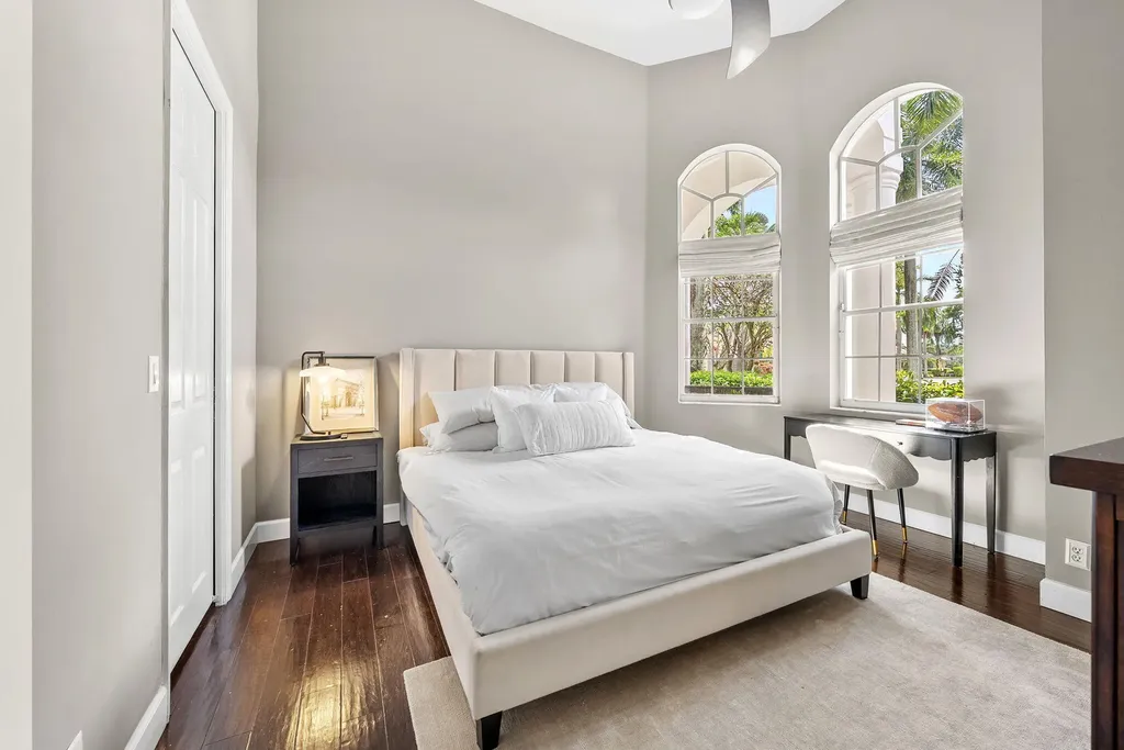 2480 Poinciana Lane Weston FL 33327