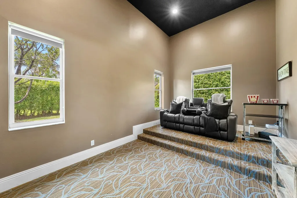 2480 Poinciana Lane Weston FL 33327