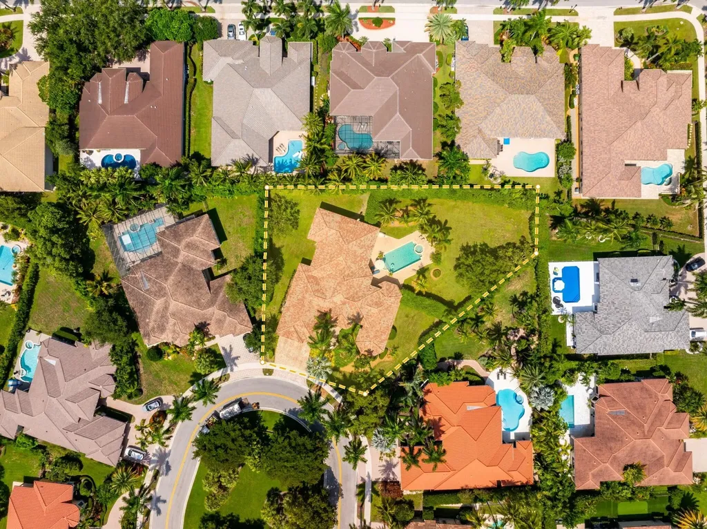 2480 Poinciana Lane Weston FL 33327