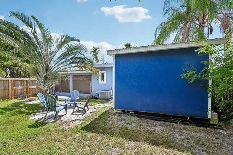 2304 SE 13th Court Pompano Beach FL 33062