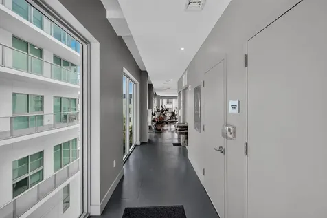 1600 SW 1st Avenue Miami FL 33129