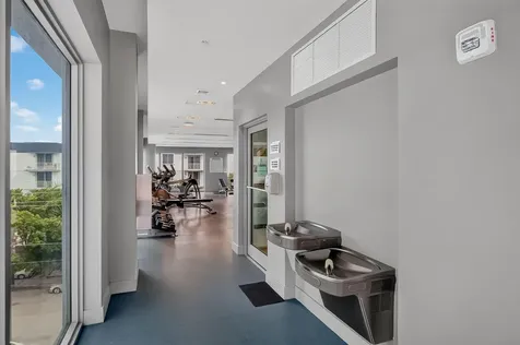 1600 SW 1st Avenue Miami FL 33129