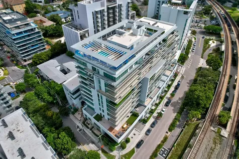 1600 SW 1st Avenue Miami FL 33129