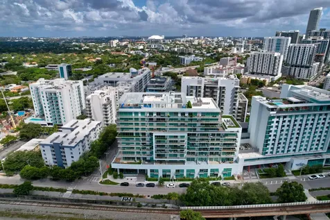 1600 SW 1st Avenue Miami FL 33129