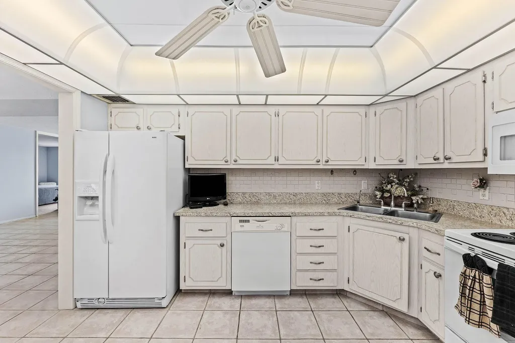 501 SW 11th Place Boca Raton FL 33432