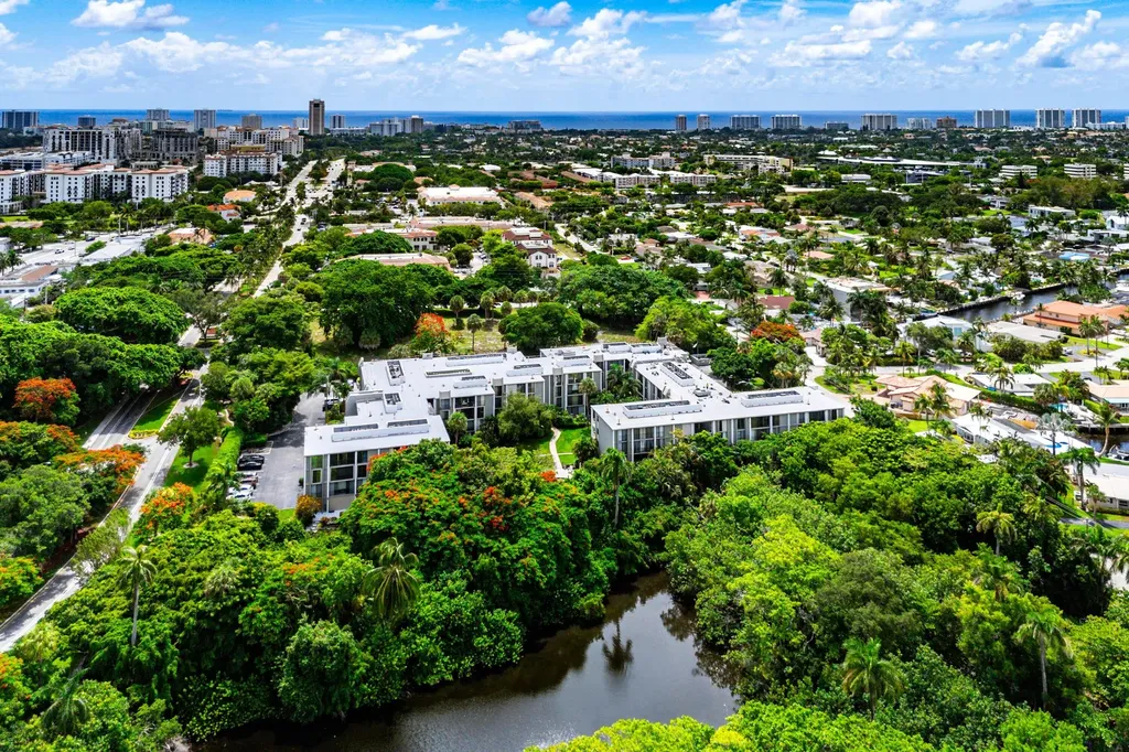 501 SW 11th Place Boca Raton FL 33432