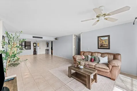 501 SW 11th Place Boca Raton FL 33432
