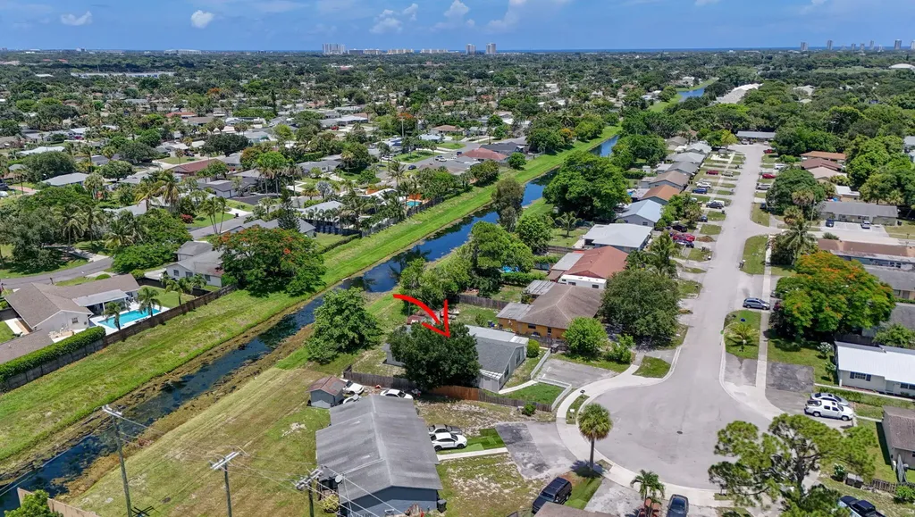 3943 Roan Court W Palm Beach Gardens FL 33403