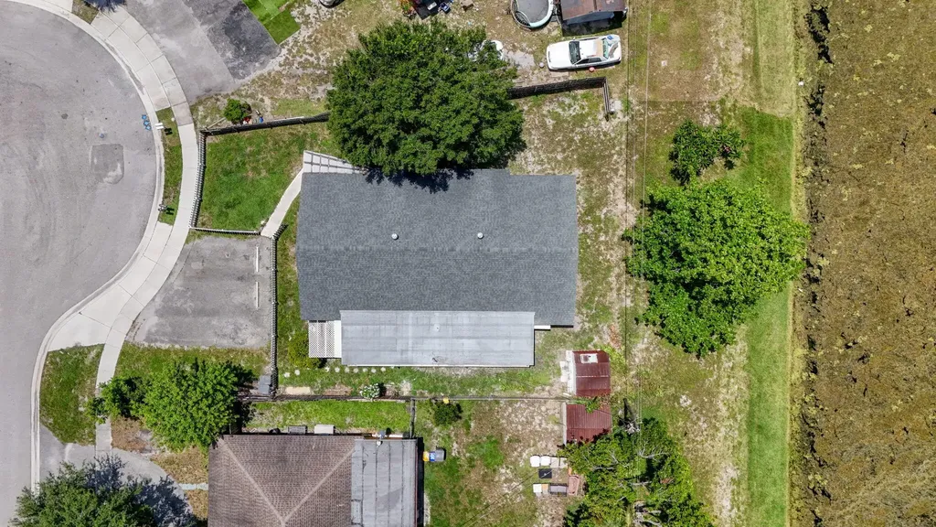 3943 Roan Court W Palm Beach Gardens FL 33403