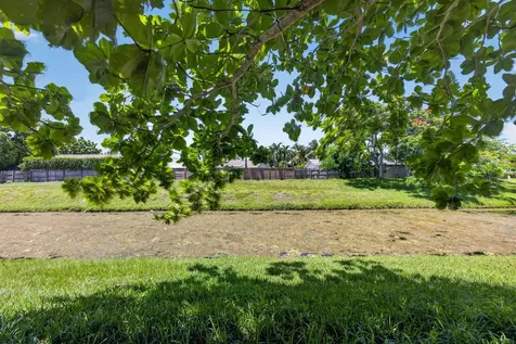 3943 Roan Court W Palm Beach Gardens FL 33403