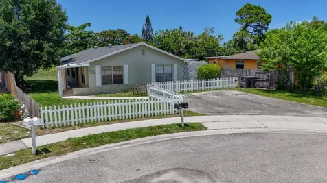3943 Roan Court W Palm Beach Gardens FL 33403