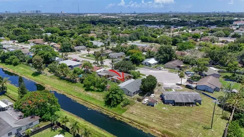 3943 Roan Court W Palm Beach Gardens FL 33403
