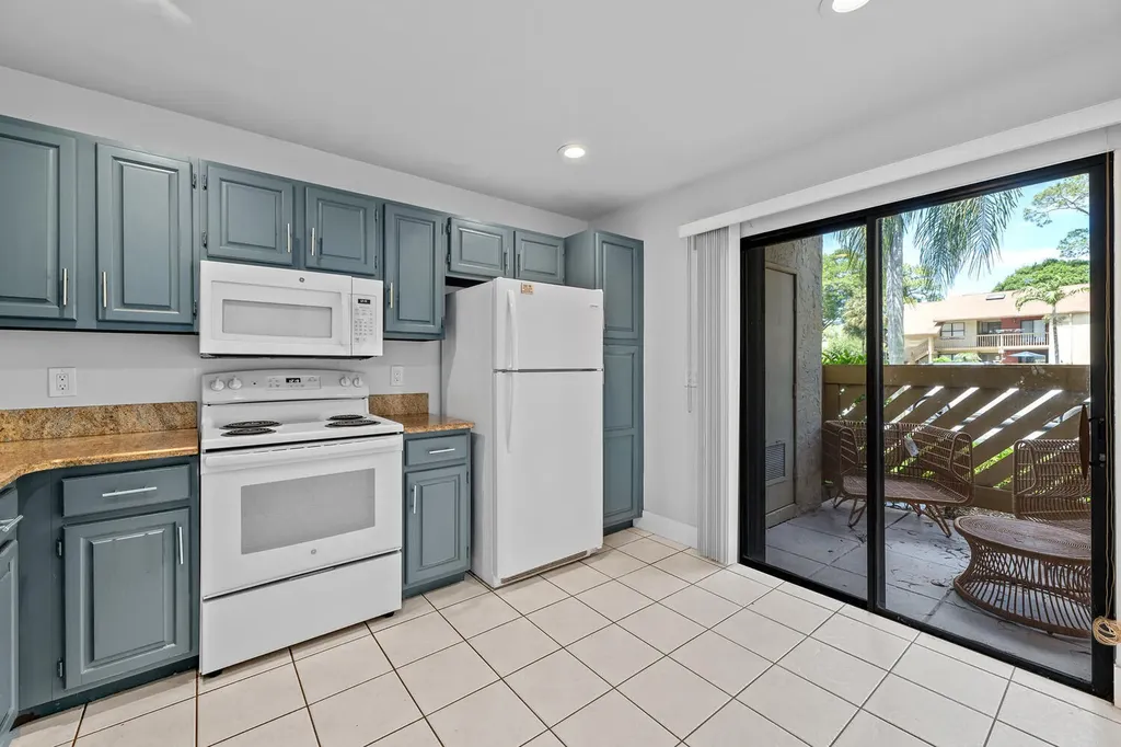 12999 Odessa Trail Wellington FL 33414