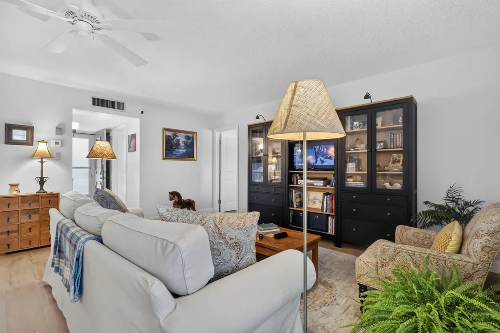 709 Lori Drive Palm Springs FL 33461