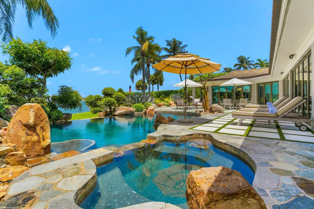 90 Lighthouse Drive Jupiter Inlet Colony FL 33469