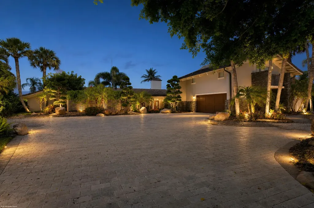 90 Lighthouse Drive Jupiter Inlet Colony FL 33469